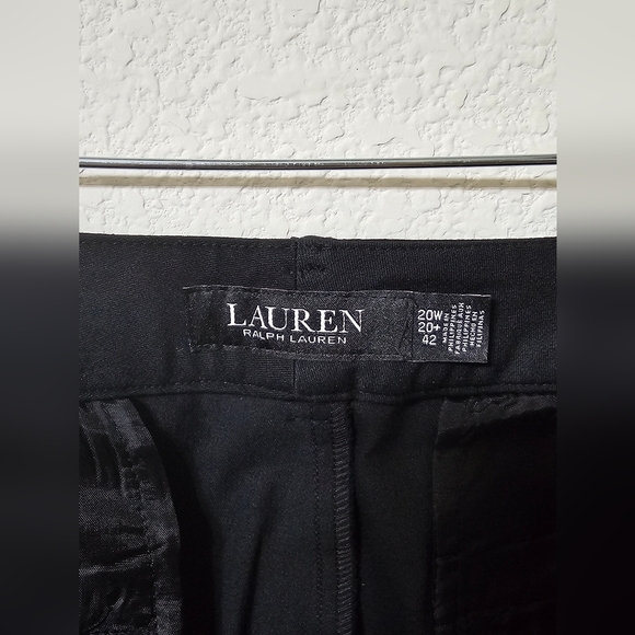 Lauren Ralph Lauren Shorts Womens 20W Black Stretch Comfort Bermuda - Picture 4 of 11